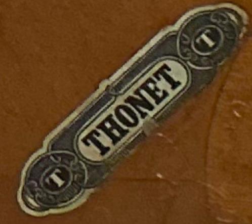 Thonet - Otto Wagner - Eettafel - vijfenachttig - Beuken,, Antiek en Kunst, Antiek | Meubels | Stoelen en Sofa's