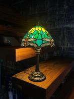 Style Tiffany - Lampe de table - dans lesprit de lArt