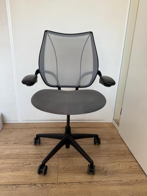 Refurbished Humanscale Bureaustoelen -Liberty Uitvoering, Huis en Inrichting, Bureaustoelen, Bureaustoel, Grijs, Zo goed als nieuw