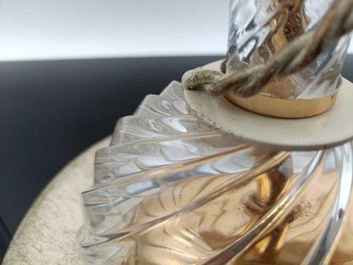 Lampe de table - verre/fer/metal doré/plastique - h.51,5, Antiek en Kunst, Curiosa en Brocante