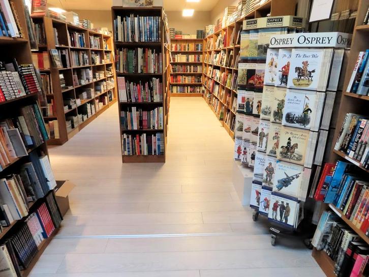Militair en Historische Pop-Up Boekwinkel, Ravels, Verzamelen, Militaria | Algemeen, Boek of Tijdschrift, Ophalen