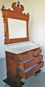 Commode - Carrara marmer - Met leeuwenkoppen