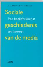 Sociale geschiedenis van de media 9789058750723, Gelezen, Asa Briggs, Peter Burke, Verzenden