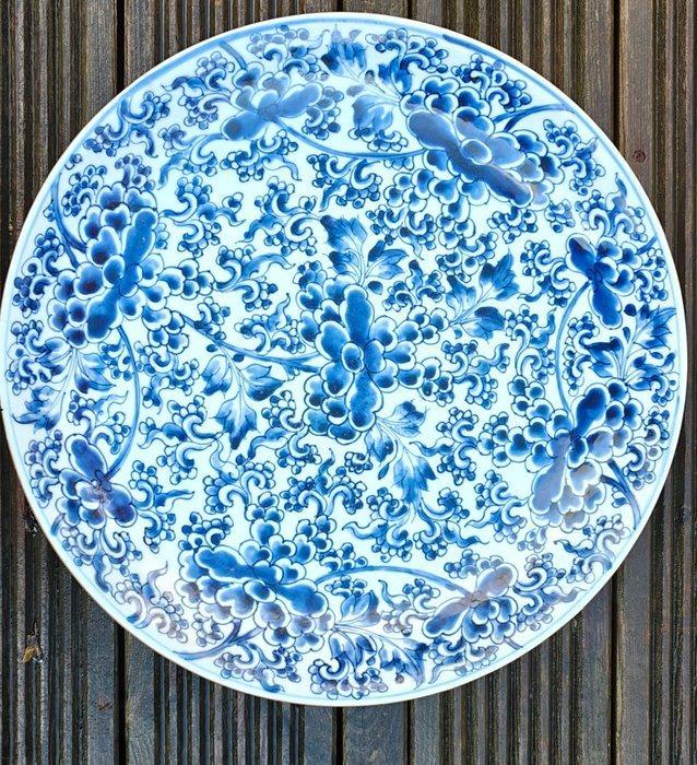 Gigantisch prachtig 39,8 cm Chinees bord met 9 pioenrozen -, Antiek en Kunst, Antiek | Overige Antiek