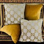 Gucci - Nieuwe set van vier - Kussen, Antiek en Kunst, Antiek | Tapijten, Tafelkleden en Textiel