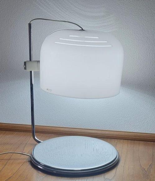 Harvey Guzzini - Harvey Guzzini - Buffet tafellamp - Vorm -, Antiek en Kunst, Antiek | Verlichting