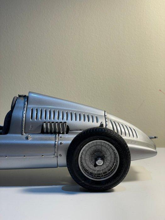 CMC 1:8 - Modelauto, Hobby en Vrije tijd, Modelauto's | 1:5 tot 1:12