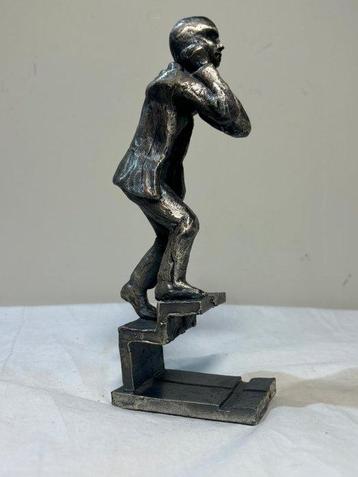 Beeld, Opklimming van Vastberadenheid - 19 cm - IJzer