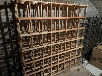 Étagère - Bois naturel - Natural wooden wine shelf capable beschikbaar voor biedingen
