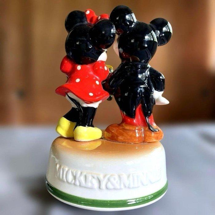 Disney - Beeldje - Mickey & Minnie Mouse Music Box – Tokyo, Verzamelen, Disney