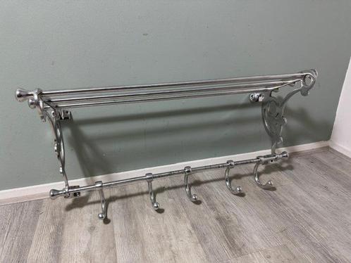 Kapstok - Authentieke Elegante Aluminium Treinkapstok met, Antiek en Kunst, Curiosa en Brocante