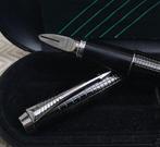 Parker - PARKER 5TH Urban Fountain Pen Premium Ebony Metal, Verzamelen, Pennenverzamelingen, Nieuw