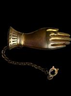 Curieus fermaglio of alzagonna uit de Victoriaanse periode, Antiek en Kunst