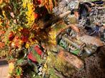 Oldtimer ‘slaapend’ in het bos - Diorama - Legenden der, Hobby en Vrije tijd, Nieuw