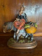 Beppe Buzzetti - Figuur - Ragazza venditrice di frutta e