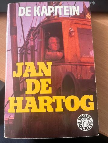 De kapitein beschikbaar voor biedingen