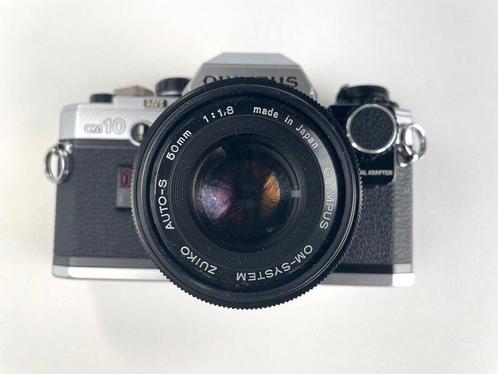 Olympus OM-10 + 50mm lens + manual adaptor, Audio, Tv en Foto, Fotocamera's Analoog