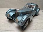 IXO 1:8 - Modelauto - Bugatti 57 SC Atrlantic, Hobby en Vrije tijd, Modelauto's | 1:5 tot 1:12, Nieuw