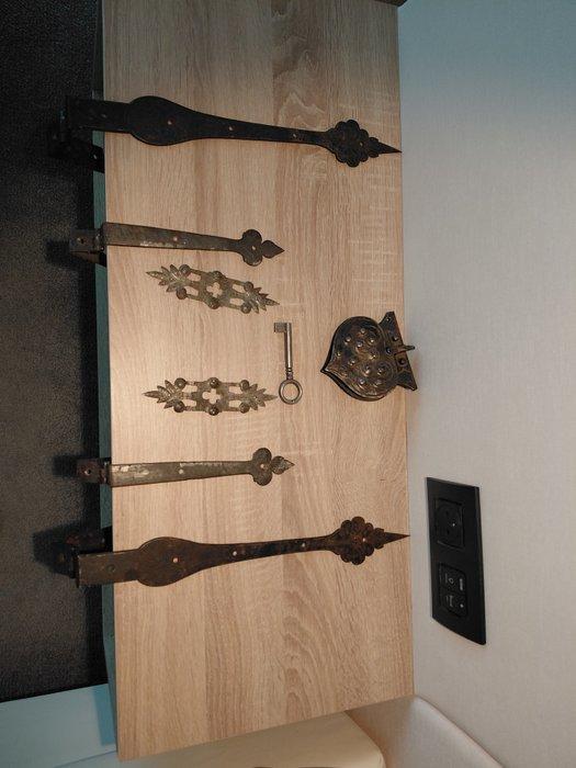 Deurbeslag - zeventiende eeuw, Antiek en Kunst, Antiek | Overige Antiek