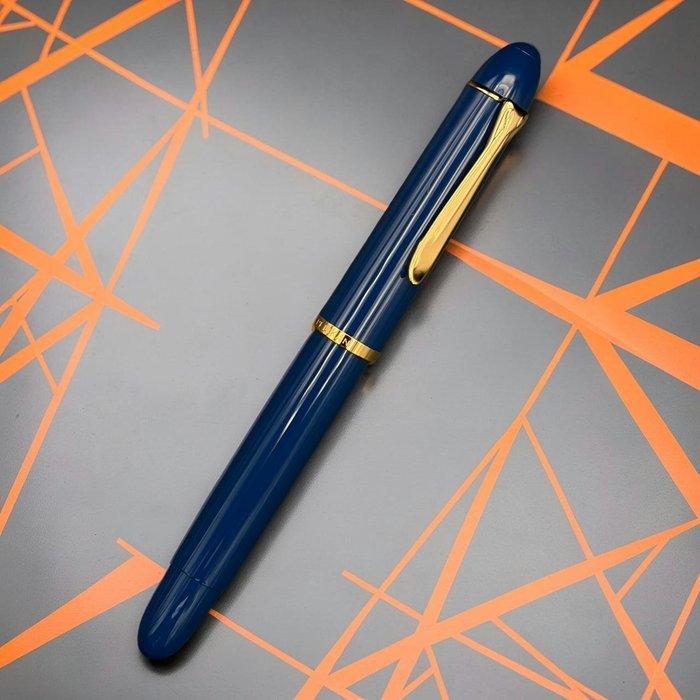 Pelikan - M120 iconic blu - Zonder minimumprijs - Vulpen, Verzamelen, Pennenverzamelingen