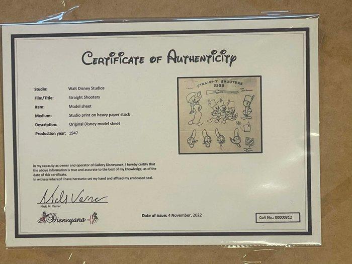 Disney - Disney Donald Duck Model Sheet - Straight Shooters, Verzamelen, Disney