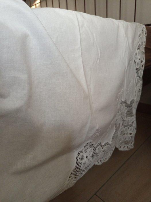 Laken - 250 cm - 280 cm - gehaakt laken, Antiek en Kunst, Antiek | Tapijten, Tafelkleden en Textiel