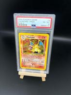 Pokémon - 1 Graded card - 2000 Charizard Holo - Base Set 2 -, Hobby en Vrije tijd, Nieuw