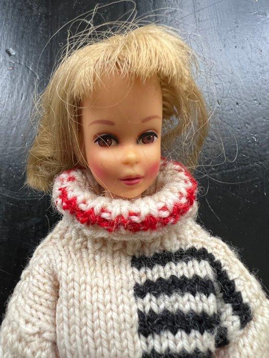 Mattel - Figure - Vintage Mattel Francie pop met gebreide, Antiek en Kunst, Antiek | Speelgoed
