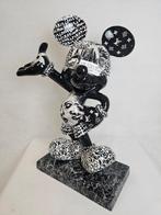 ArtBrut by Ann - Mickey Mouse Black & White Fashion Collage, Antiek en Kunst