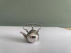 H. Hooijkaas - Beeldje - zilveren miniatuur thee / koffie
