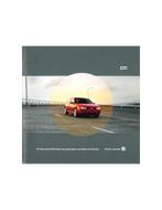 2004 VOLKSWAGEN GOLF GTI BROCHURE ENGELS (USA), Boeken, Nieuw