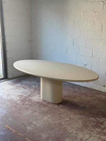 Ovale MORTEX tafel met ovale voet – 220 cm x 120 cm – Nieuw beschikbaar voor biedingen