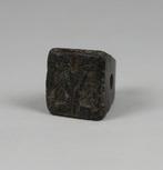 Bronstijd, Levant Serpentine Zegel met twee figuren rechts