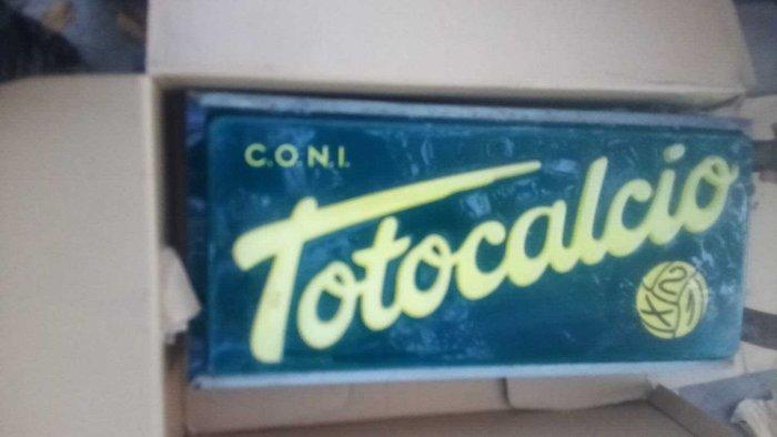 C.O.N.I. - Lichtbak - Metaal, Plastic, plexiglas, Verzamelen, Overige Verzamelen