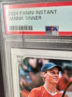 2024 Panini Panini Instant Tennis Jannik Sinner /6784 Rookie, Verzamelen, Nieuw