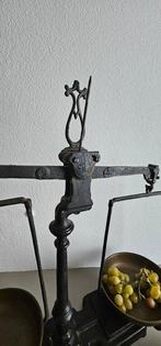 Weegschaal (2) - Gietijzer - Weegschaal oude gewichte, Antiek en Kunst