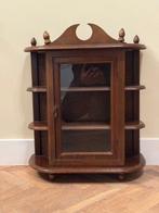 Kast - Gegoten messing, mahonie gebeits eiken - wandvitrine