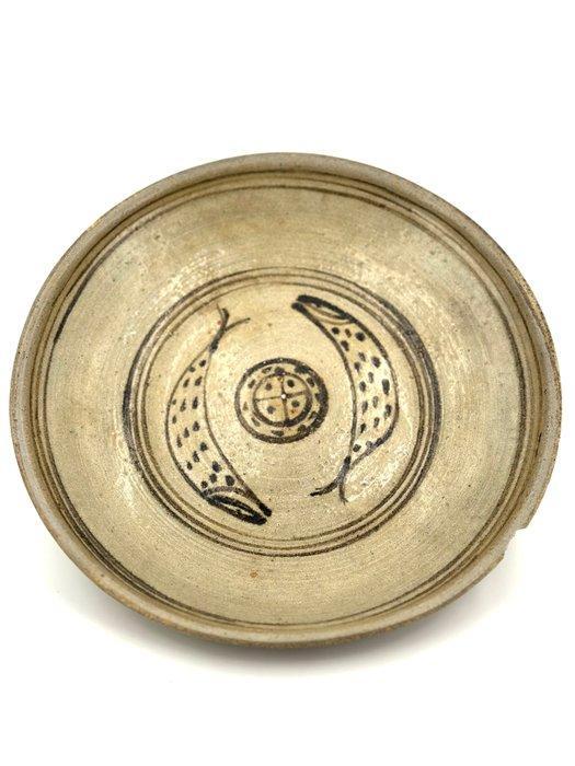 Bord - Keramiek - Sukhothai - 14e - 16e eeuw, Antiek en Kunst, Kunst | Niet-Westerse kunst