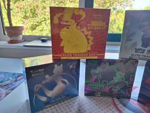 The Pokémon Company - 5 Mixed collection - ETB, Hobby en Vrije tijd, Verzamelkaartspellen | Pokémon