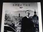 James Bond 007: Spectre - Daniel Craig 007 with his Aston, Nieuw