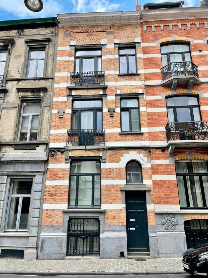 Huis aan Rue Rasson, Schaerbeek, Immo, Appartementen en Studio's te huur, 50 m² of meer
