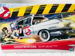 Hasbro  - Speelgoedauto Voiture ecto-1 Ghostbusters officiel