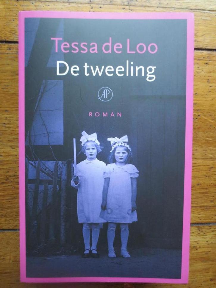 De tweeling 9789029566919 Tessa de Loo, Boeken, Overige Boeken, Gelezen, Verzenden