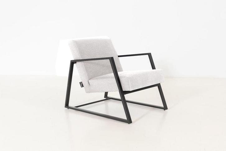 Flow. Amaron loungestoel Graumel chalk |   Sunbrella | SALE, Tuin en Terras, Tuinsets en Loungesets