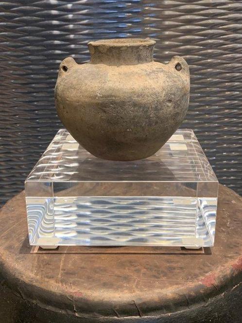Oud-Chinees, Han-dynastie Terracotta Amphoriskos - 15.4 cm, Antiek en Kunst, Antiek | Overige Antiek