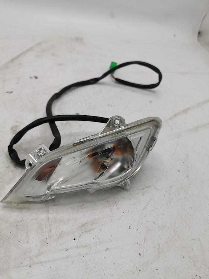 Peugeot Tweet Evo 2020 Knipperlicht Links Voor, Fietsen en Brommers, Brommeronderdelen | Scooters, Overige typen, Overige merken