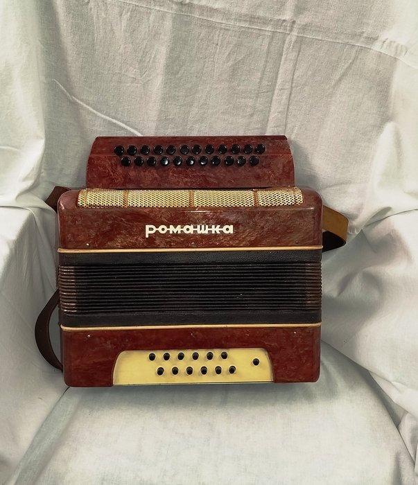 Romashka () - 12 bass - Mini Accordion - - Piano, Muziek en Instrumenten, Blaasinstrumenten | Blokfluiten