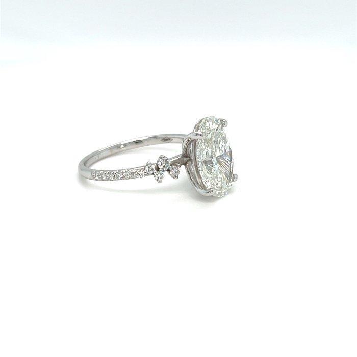 Ring - 14 karaat Witgoud - 4.02ct. tw. Diamant (Lab-grown) -, Handtassen en Accessoires, Ringen