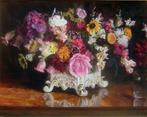 Joseph Jost (1888-1969) - Still life with flowers in a, Antiek en Kunst