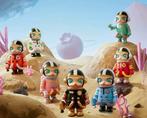 Kenny Wong (1968) - MEGA Collection SpaceP (PEACH) MOLLY, Antiek en Kunst